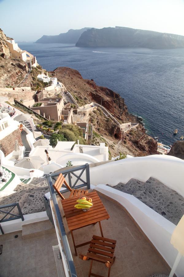 White Side Suites Ia Exterior foto